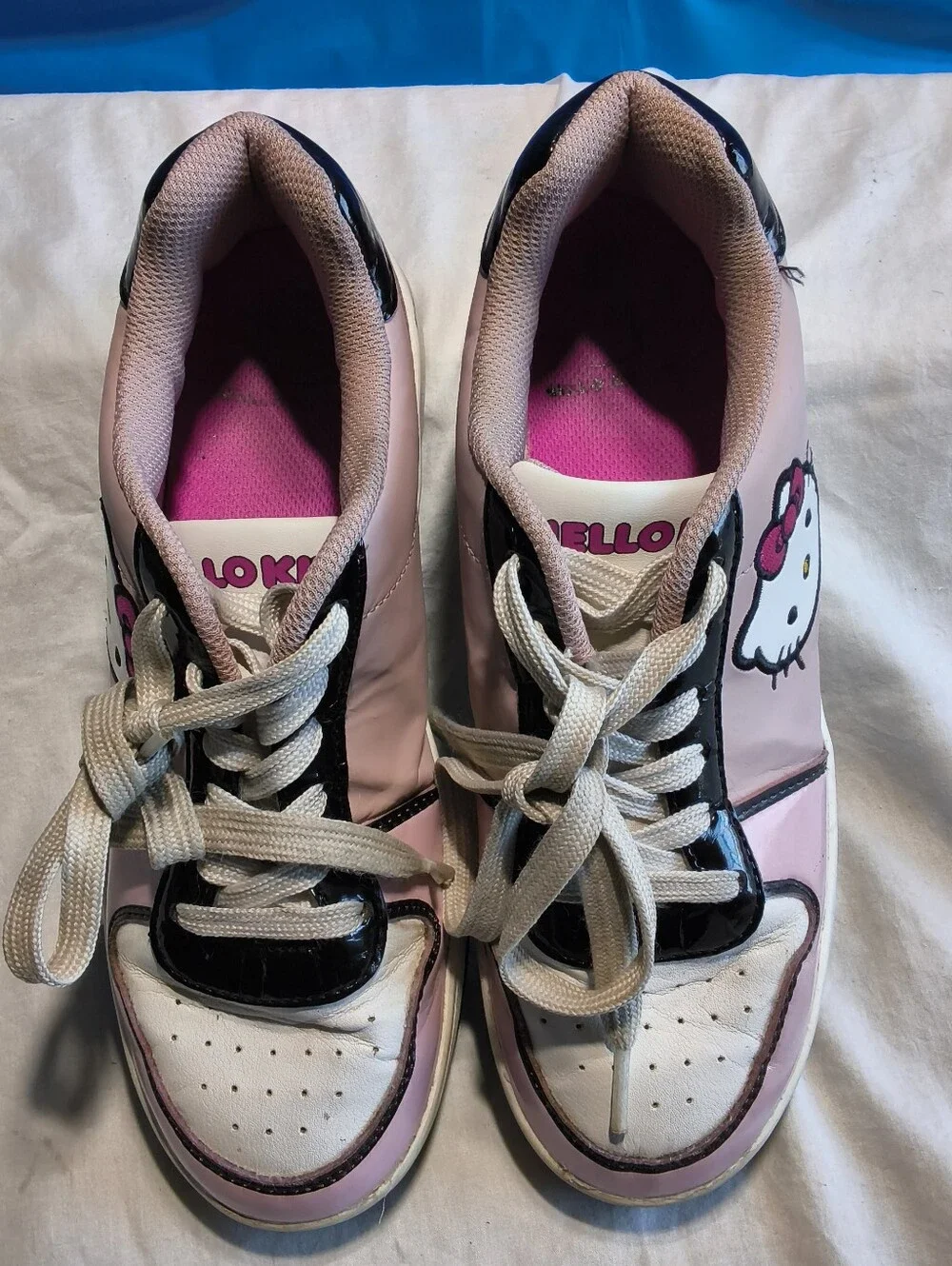 Hello Kitty by Sanrio Pink Patent Leather Casual Court Sneakers Women's Size 8